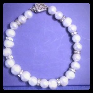 Pearl Fashion Bracelet With Crystals